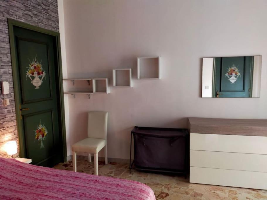 Casa Vacanza "Il Cortiletto" Sciacca Luaran gambar